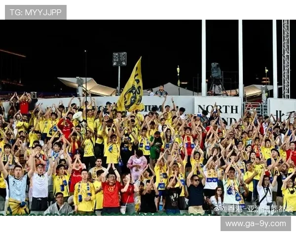 当足球巨星遇到篮球巨星的赛场外温情互动瞬间全景纪实特别故事篇