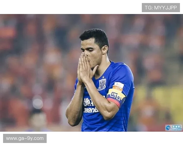 揭秘足球还手哥身份背后引发的网络热议与事件始末回顾全景解读 揭秘足球还手哥身份背后引发的网络热议与事件始末回顾全景解读